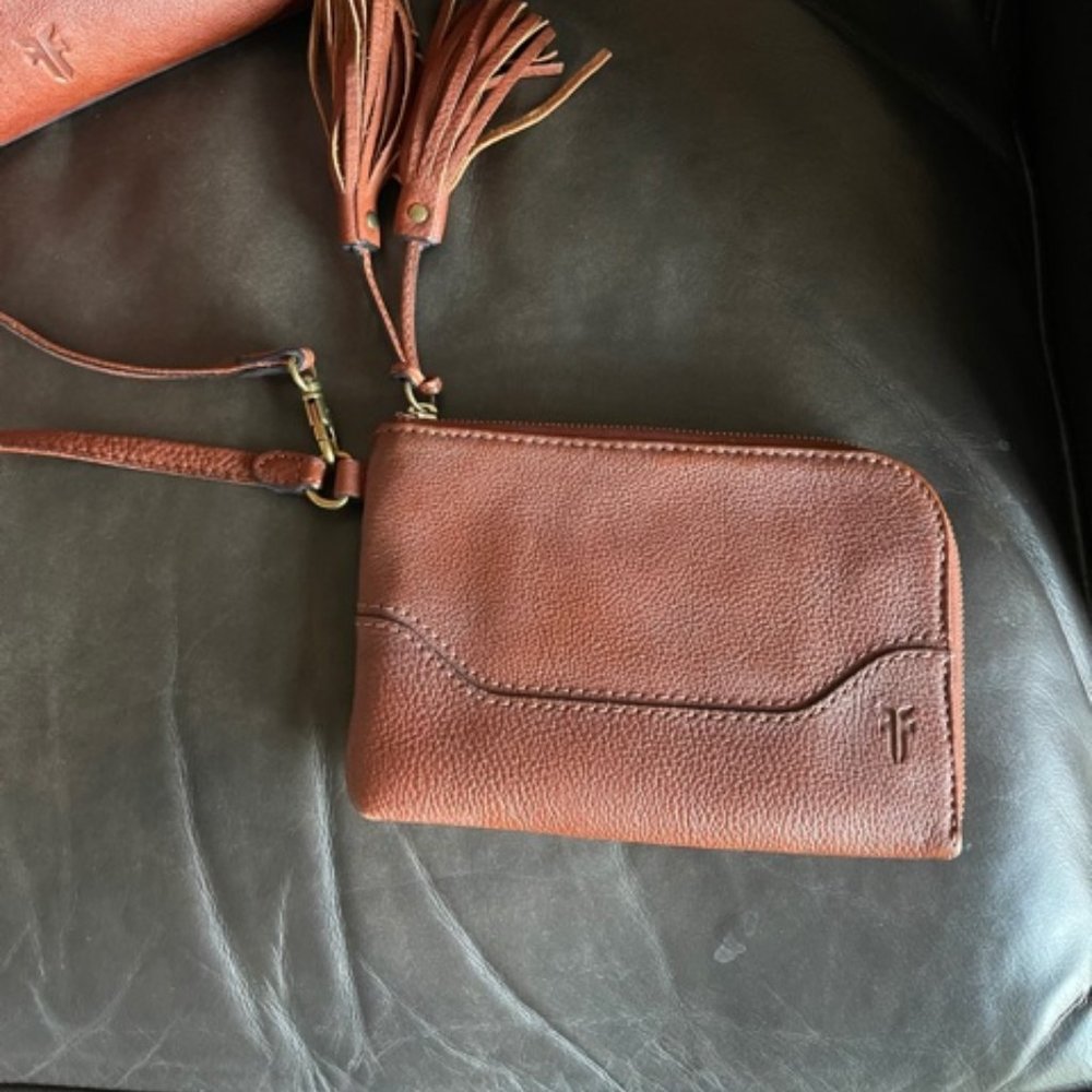 Frye Paige Wristlet
